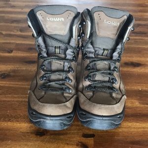 Lowa Renegade Hiking Boots